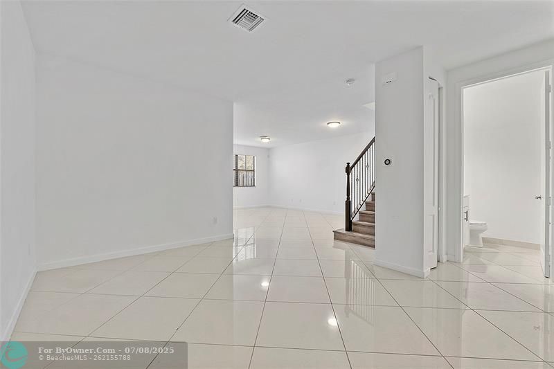 9572 Town Parc Circle North, Parkland, Florida image 6