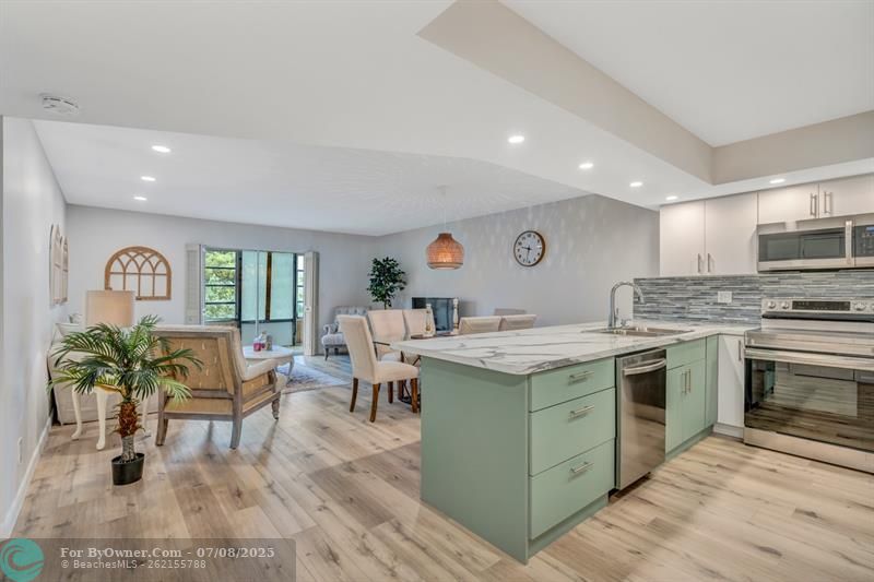 4750 NW 22nd Ct #417, Lauderhill, Florida image 2