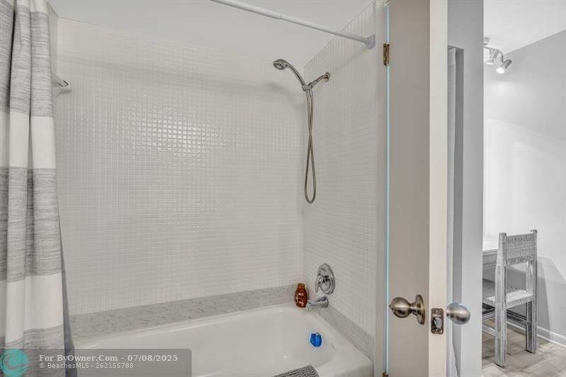 4750 NW 22nd Ct #417, Lauderhill, Florida image 32