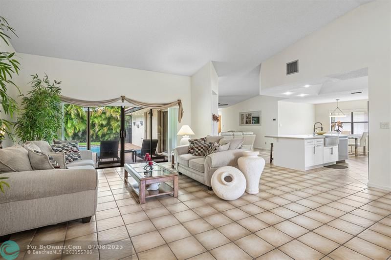 Open Floor plan!