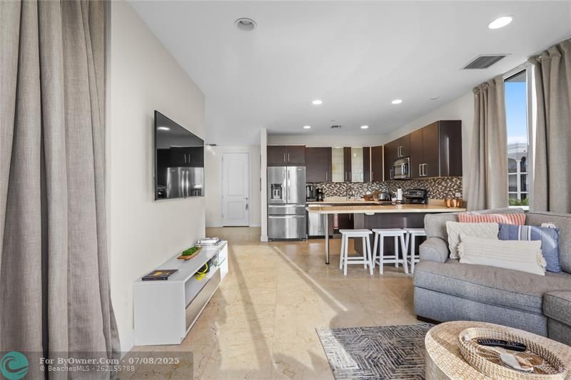 120 SE 19th Ave #404, Deerfield Beach, Florida image 4