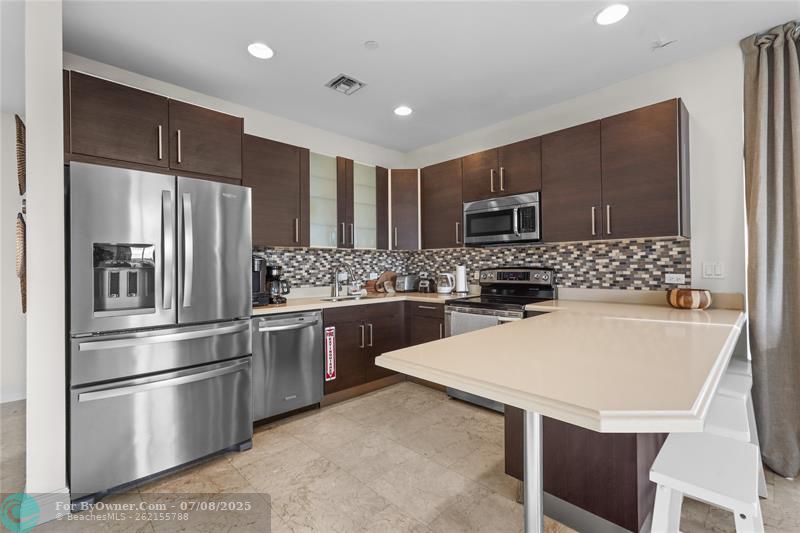 120 SE 19th Ave #404, Deerfield Beach, Florida image 6