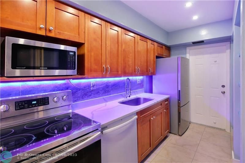 4087 Coral Springs Dr #2, Coral Springs, Florida image 5