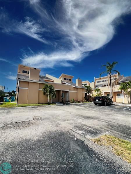 3947 Coral Springs Dr #22, Coral Springs, Florida image 3