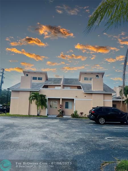 3947 Coral Springs Dr #22, Coral Springs, Florida image 4