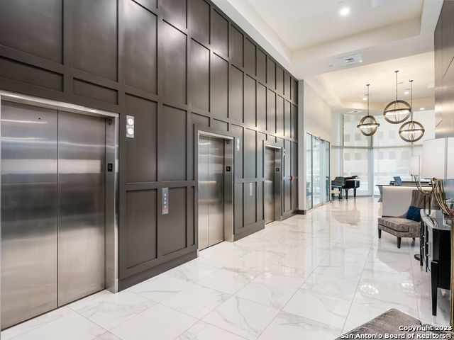 610 E Market St #3001, San Antonio, Texas image 32