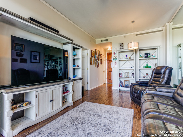 1 Towers Park Ln #804, San Antonio, Texas image 10