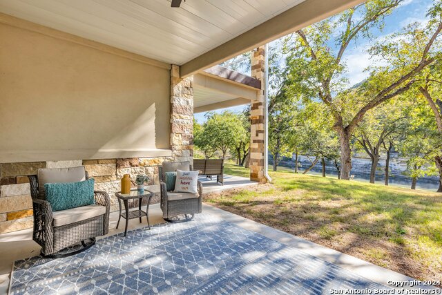 540 River Run #114, New Braunfels, Texas image 6