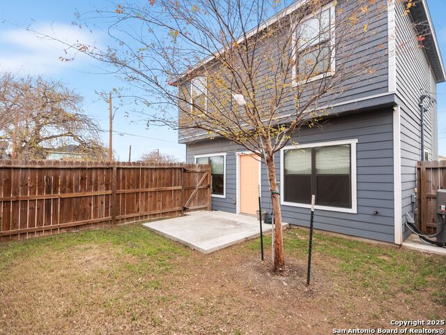 1439 Lamar St #13, San Antonio, Texas image 20