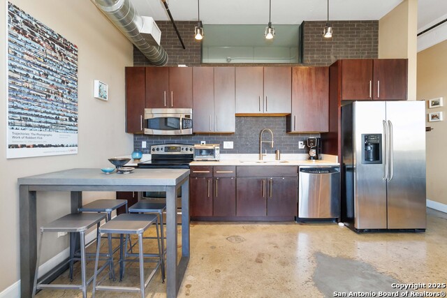 831 S Flores St #2310, San Antonio, Texas image 7