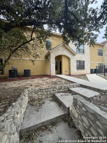 6160 Eckhert #1202, San Antonio, Texas image 2