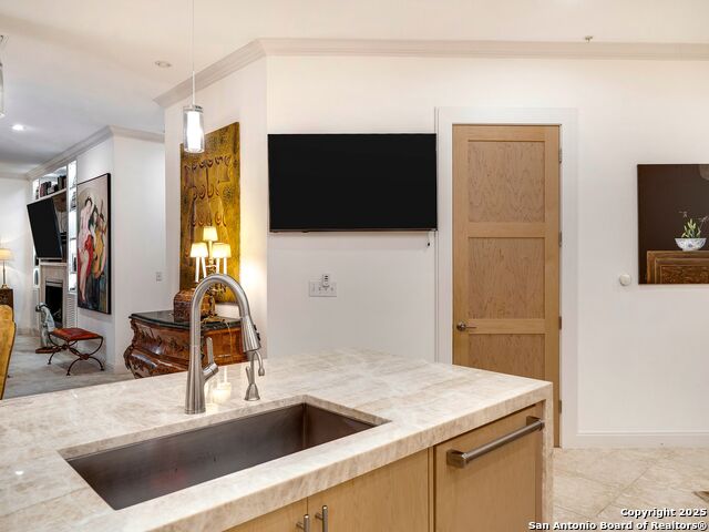 230 Dwyer Ave #803, San Antonio, Texas image 13