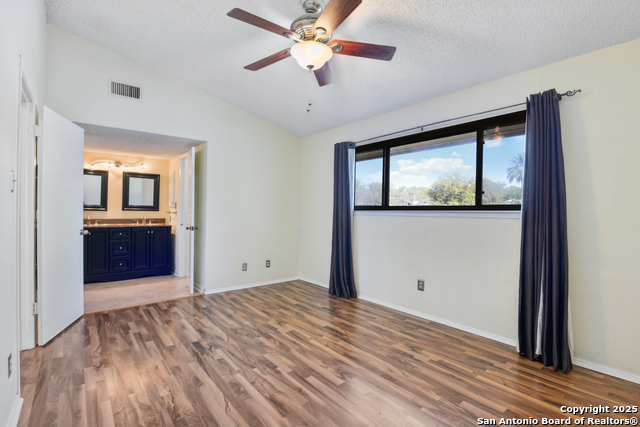 7123 Thrush View #29, San Antonio, Texas image 39