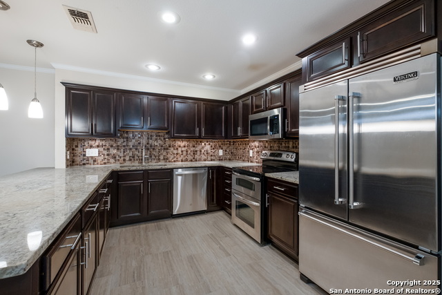 100 Lorenz Rd #1109, San Antonio, Texas image 2
