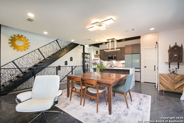 222 S Olive St #1101, San Antonio, Texas image 23