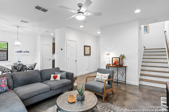211 Utah #UNIT , San Antonio, Texas image 12