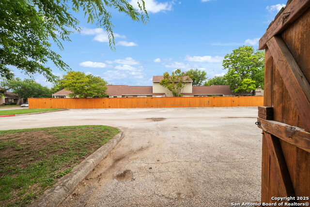 9140 Timber Path #3101, San Antonio, Texas image 17