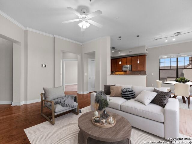 7342 Oak Manor #1307, San Antonio, Texas image 2