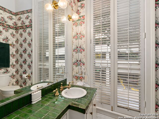 211 N Presa Street #2, San Antonio, Texas image 6