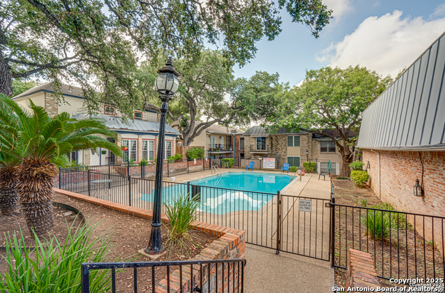 6718 Callaghan #APT 4, San Antonio, Texas image 4