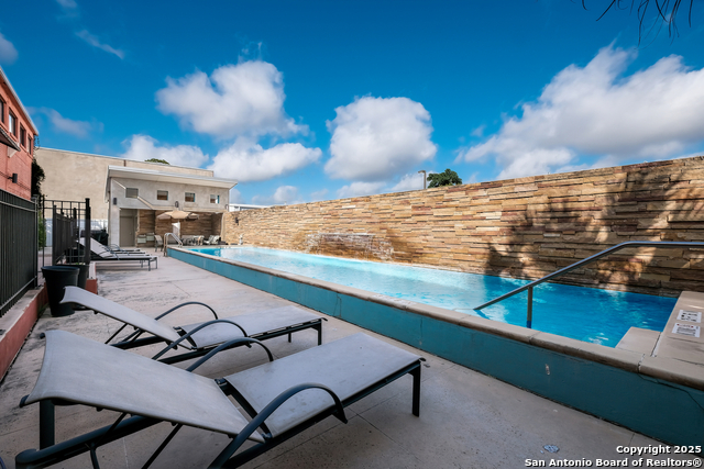 1401 S Flores #216, San Antonio, Texas image 27