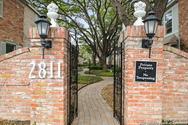 2811 Woodbury #106, San Antonio, Texas image 2
