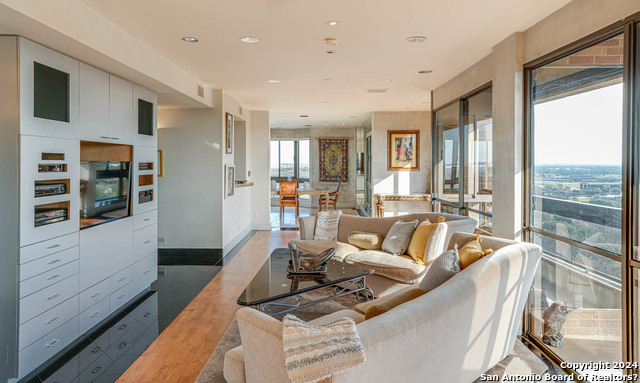 7887 Broadway #1102 , San Antonio, Texas image 33