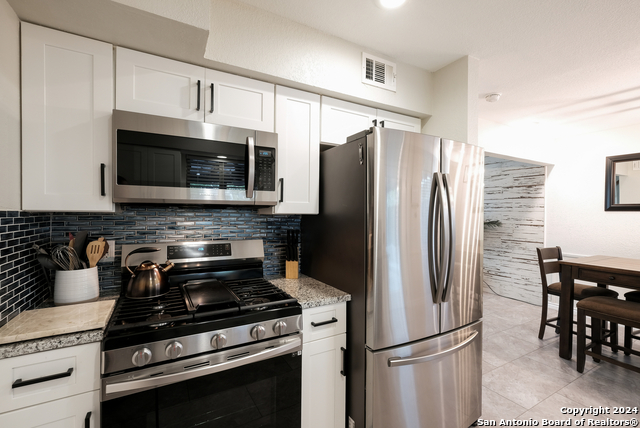 127 E Silver Sands Dr #127, San Antonio, Texas image 18