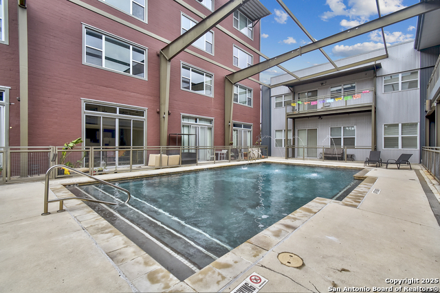 831 S Flores #2212, San Antonio, Texas image 3