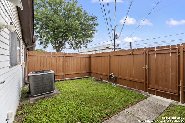 609 Oak Park Dr #609, Boerne, Texas image 23