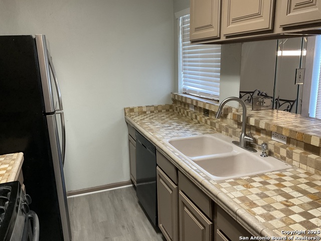 7322 Oak Manor #36, San Antonio, Texas image 10