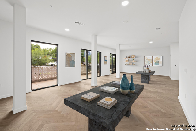 2209 S 1st Street #108, Austin, Texas image 2
