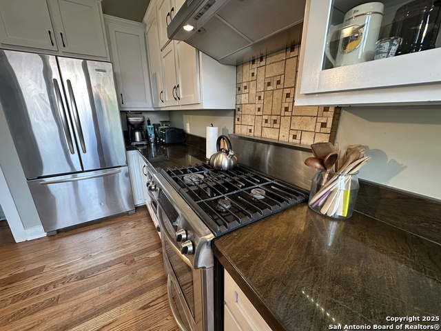 137 Katherine Ct # B, Alamo Heights, Texas image 12