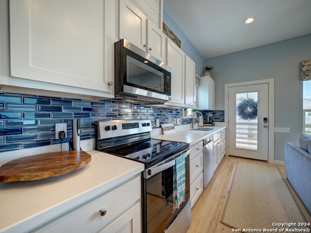 1924 S 11th St #3, Port Aransas, Texas image 15