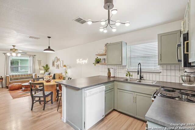 121 S Plant Ave #APT 4, Boerne, Texas image 15