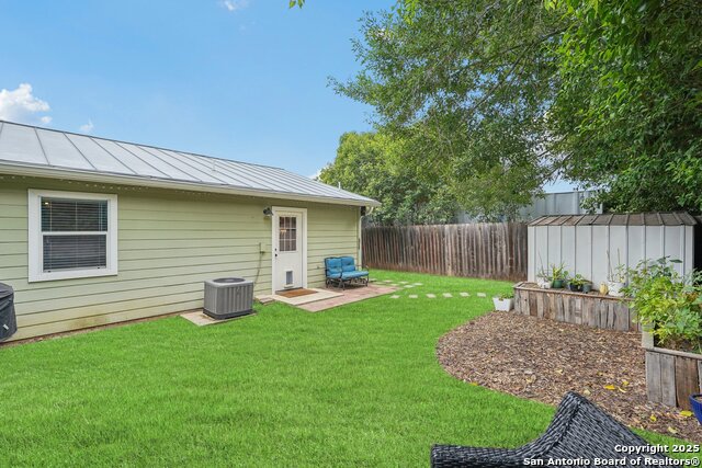 121 S Plant Ave #APT 4, Boerne, Texas image 27
