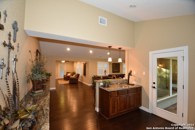 23770 Blanco Rd, San Antonio, Texas image 19