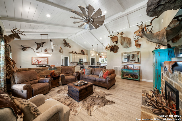 3454 County Road 292, Gonzales, Texas image 10