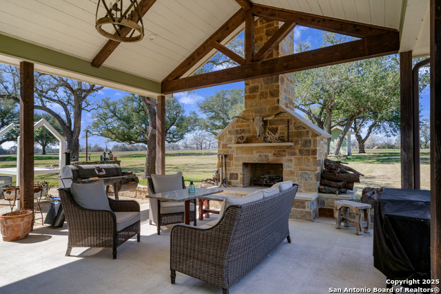 3454 County Road 292, Gonzales, Texas image 24
