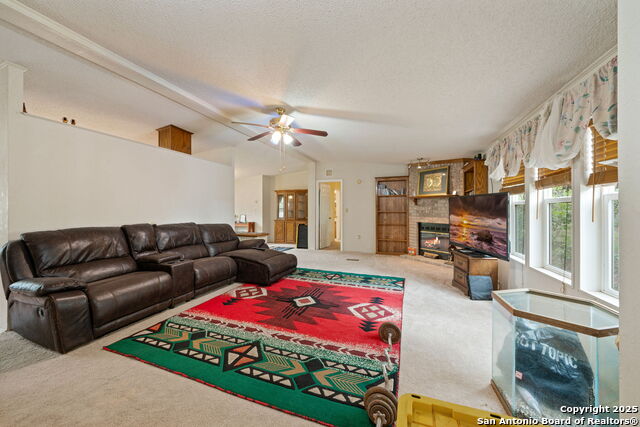 3217 Bruce Road, Poteet, Texas image 4