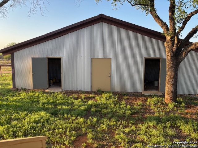 3375 County Road 3700, Dilley, Texas image 30
