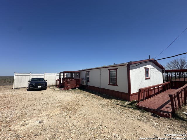 2427 Fm 462, Moore, Texas image 7