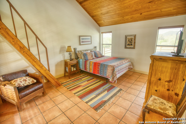 2700 Little Creek, Utopia, Texas image 22
