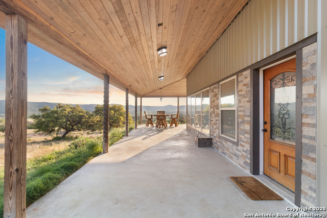 288 Rocky Creek, Medina, Texas image 11