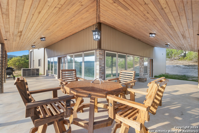 288 Rocky Creek, Medina, Texas image 12