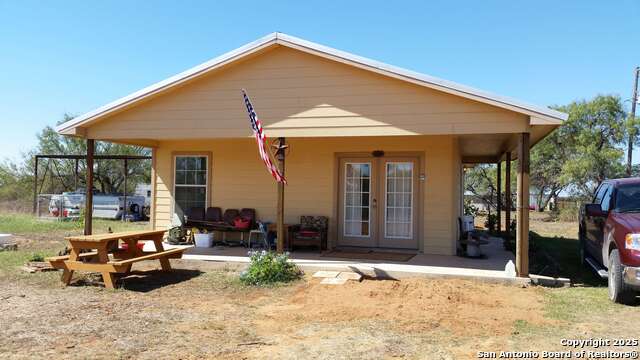 3530 County Road 331, Jourdanton, Texas image 4