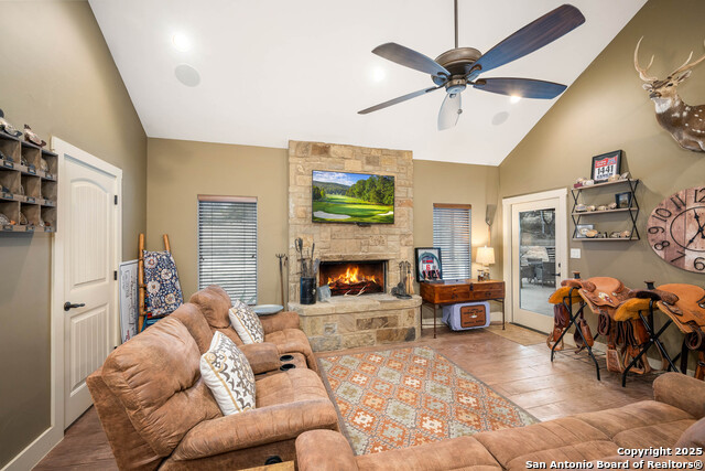3065 Cypress Creek Rd, Comfort, Texas image 22