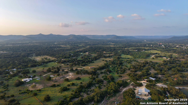 966 Bruce Lane, Camp Wood, Texas image 13