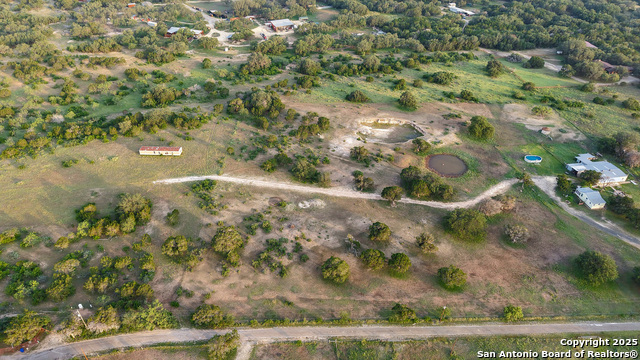 966 Bruce Lane, Camp Wood, Texas image 6
