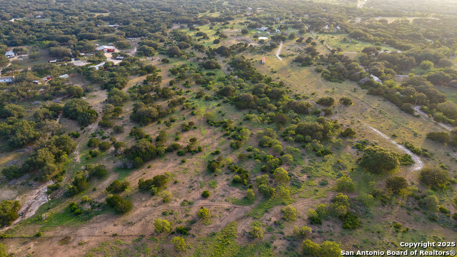 966 Bruce Lane, Camp Wood, Texas image 7